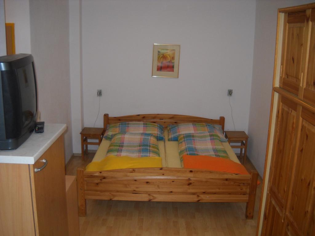 Golf & Ski Appartements Lesak Zell am See Ruang foto