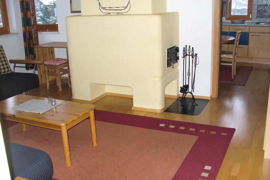 Golf & Ski Appartements Lesak Zell am See Ruang foto